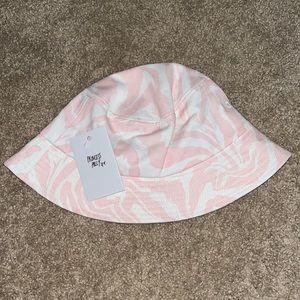 NWT Princess Polly hat